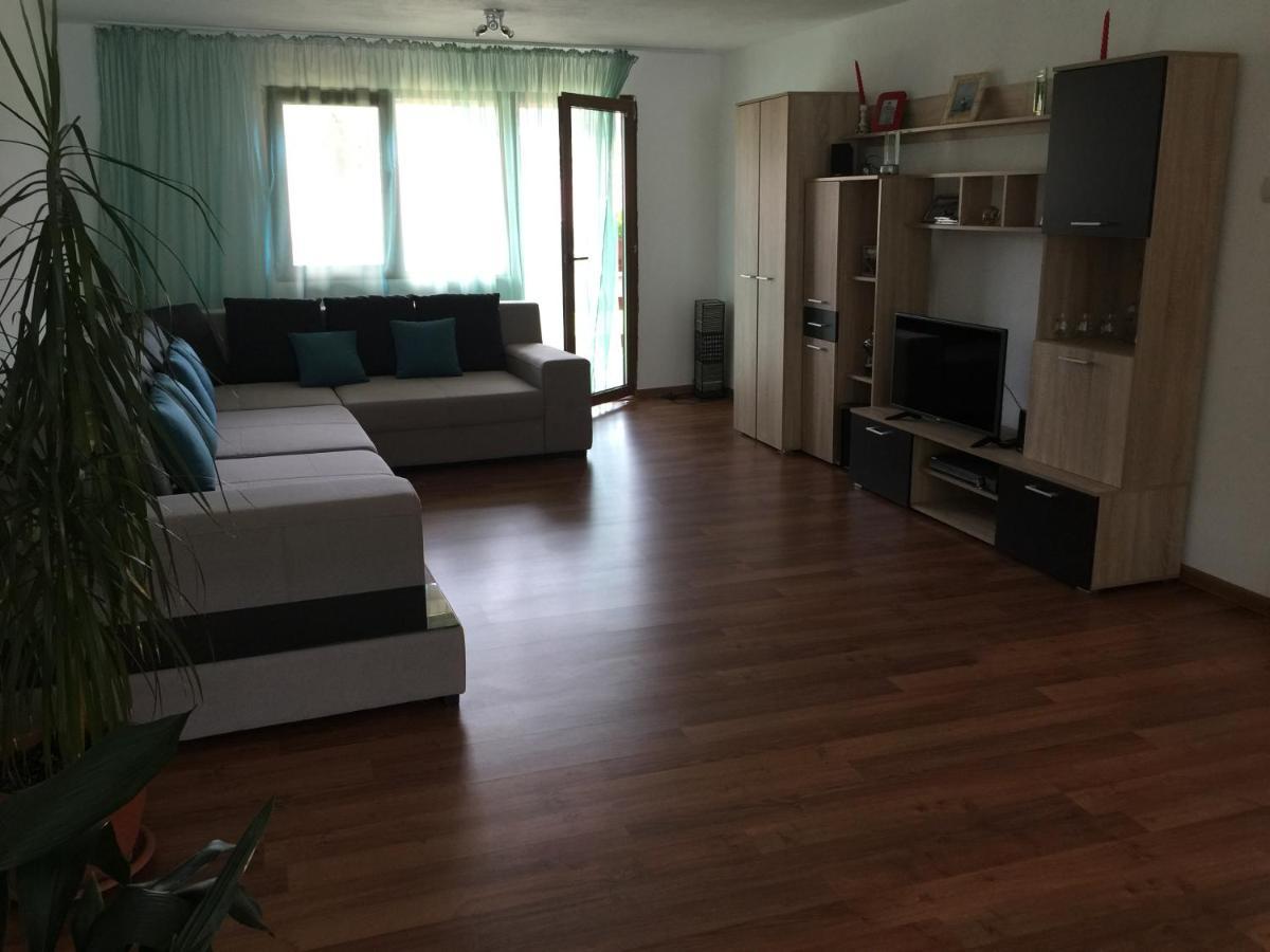 Casa Elena Eselnita Hotel Luaran gambar